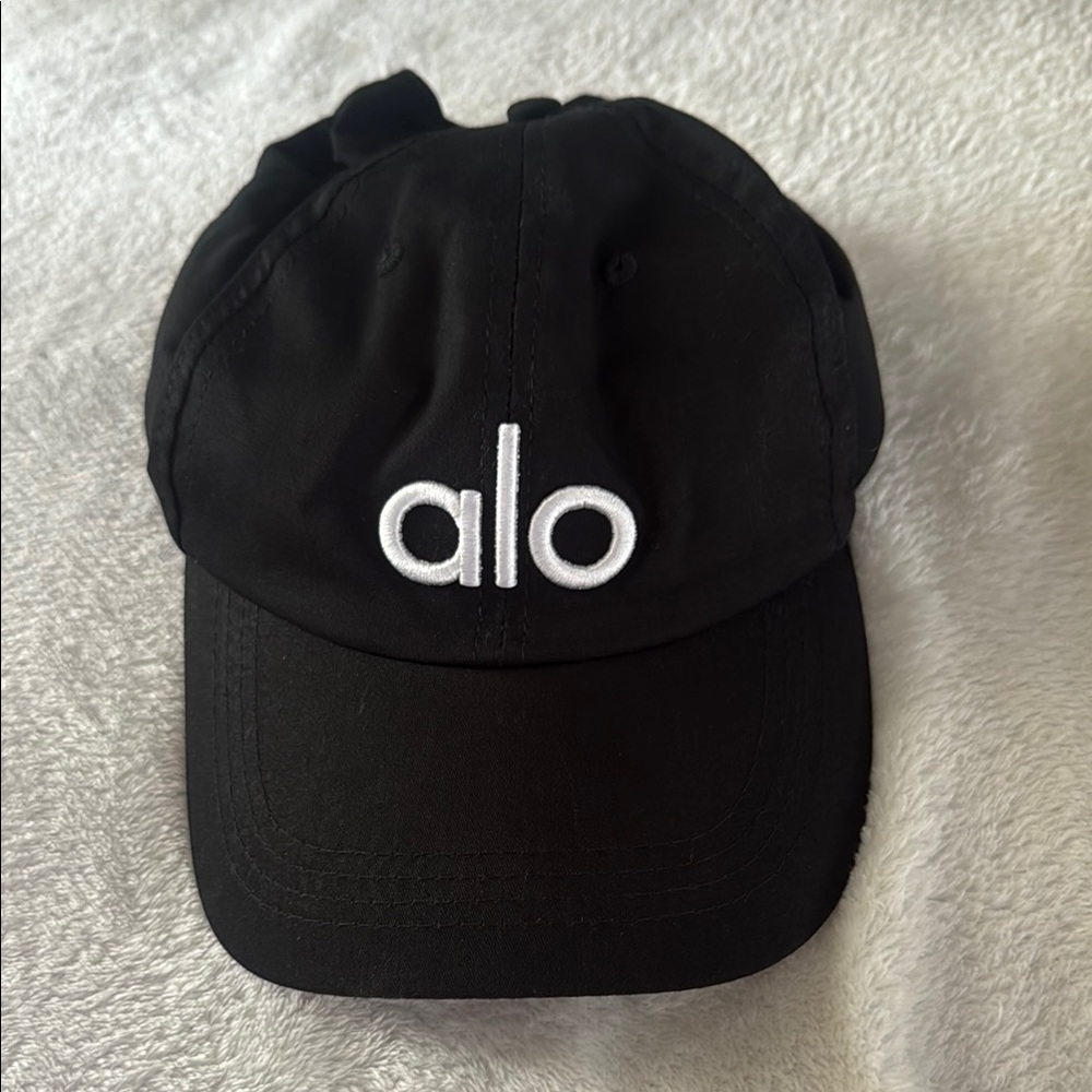 ALO Yoga black hat